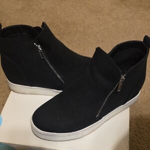 Soda Black High-Top Women's Sneakers